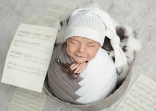 Ньюборн позировка